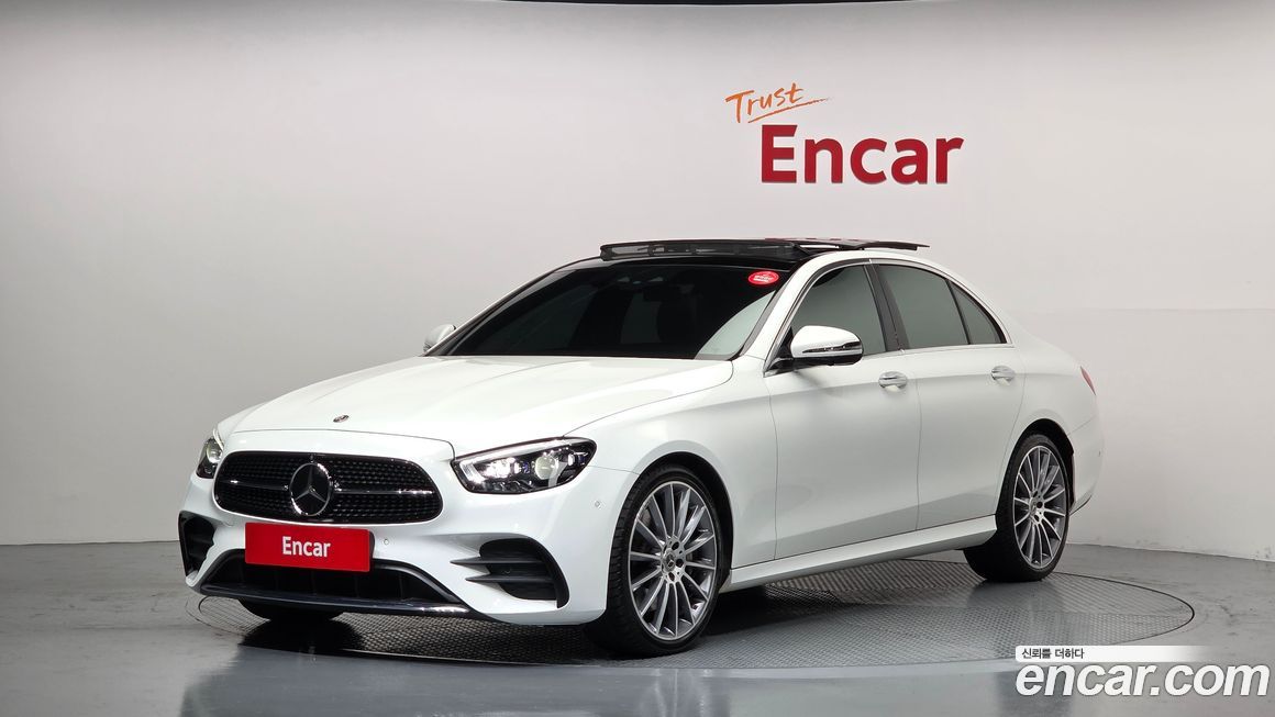 Mercedes-Benz E-Class E350 4MATIC AMG Line, 2022