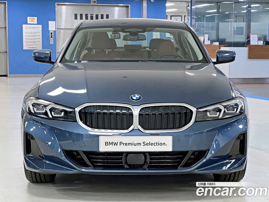BMW 3-Series 320d, 2025