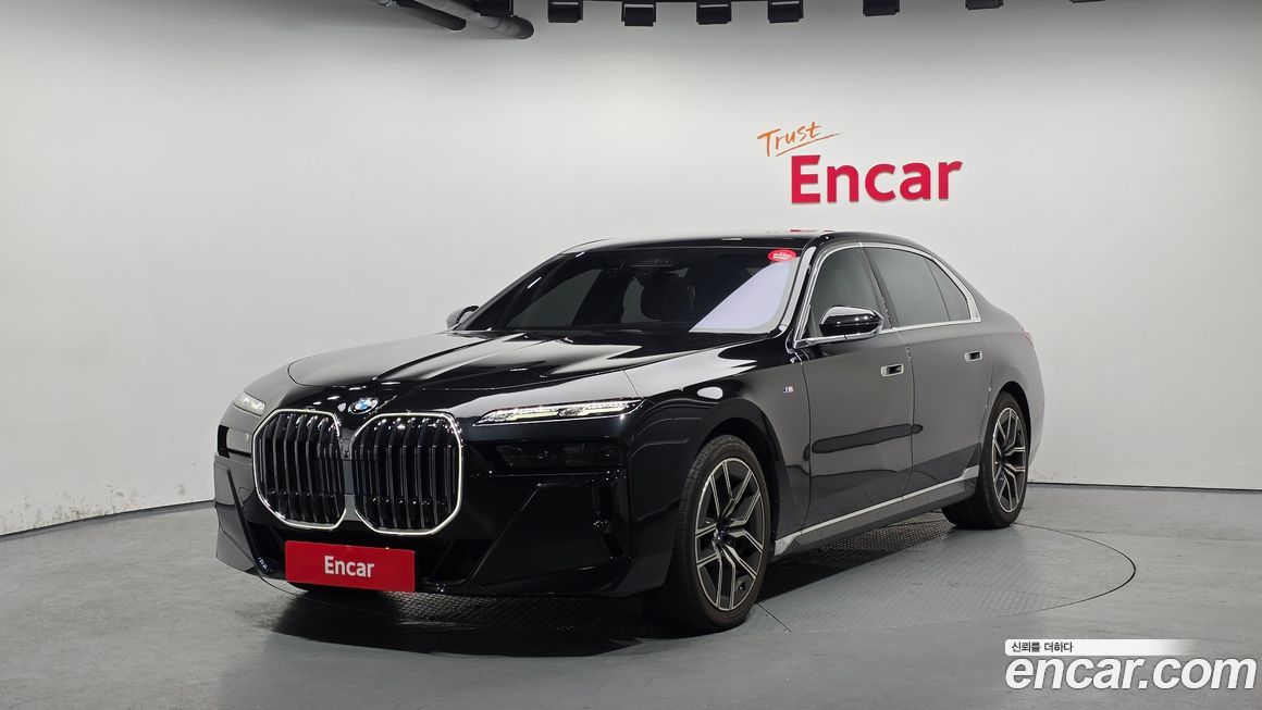 BMW 7-Series 740i xDrive M Sport, 2024