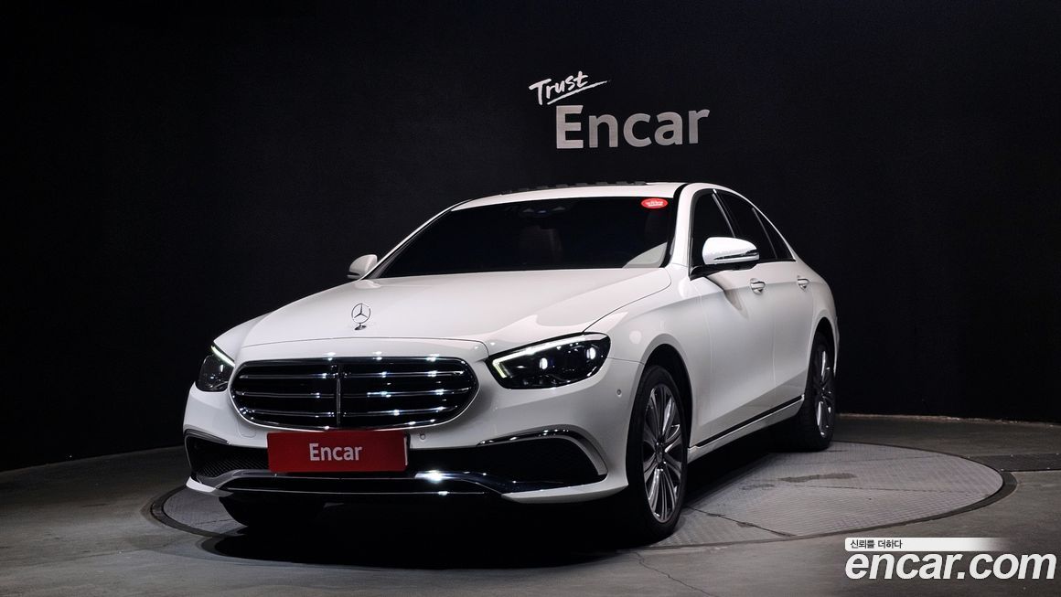 Mercedes-Benz E-Class E350 4MATIC Exclusive, 2023