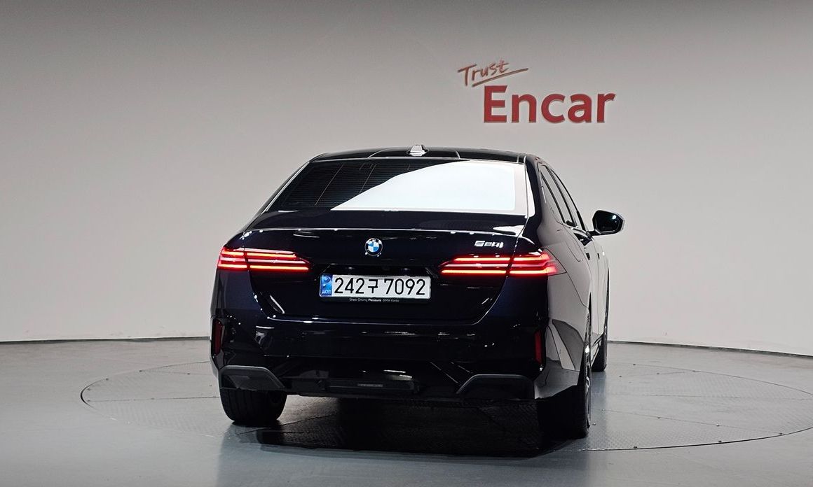 BMW 5-Series 520i M Sport, 2024
