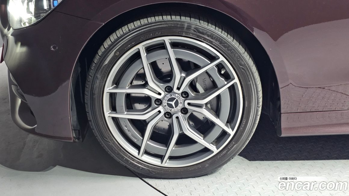 Mercedes-Benz E-Class E300d 4MATIC Coupe, 2023