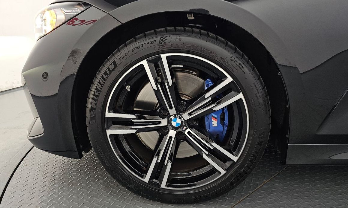 BMW 3-Series 320i M Sport, 2024