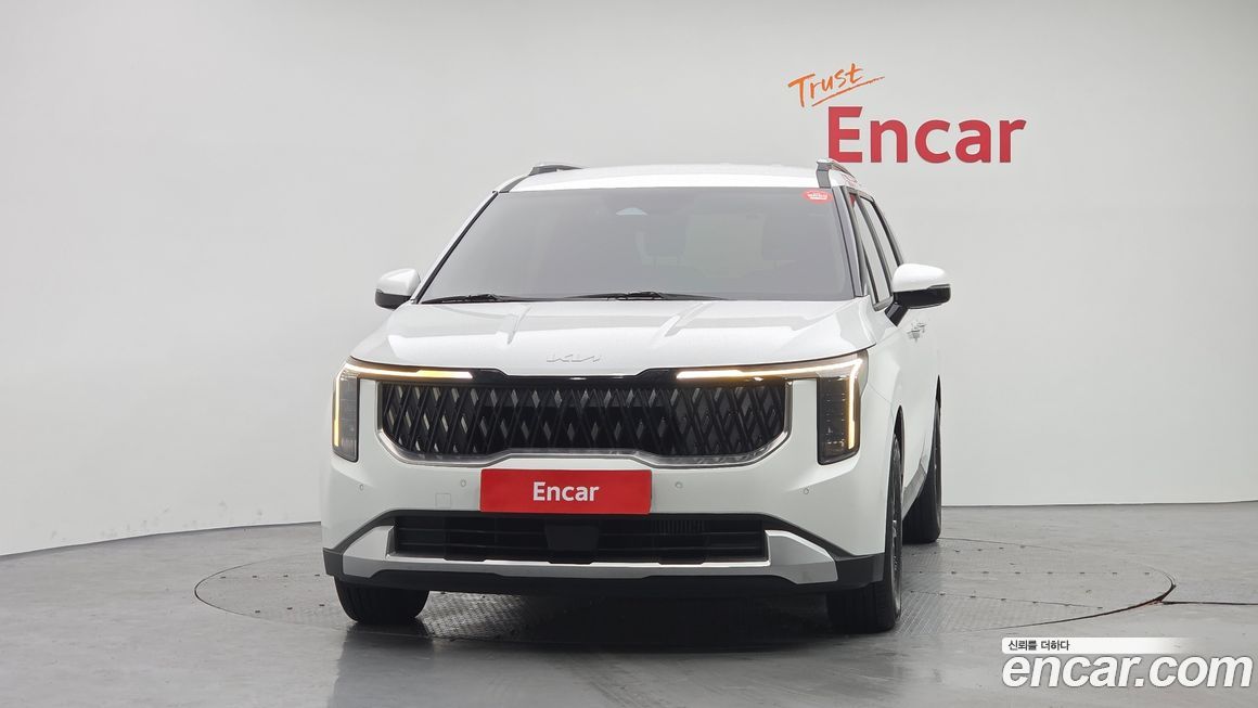 Kia Carnival 9-Seater Prestige, 2024