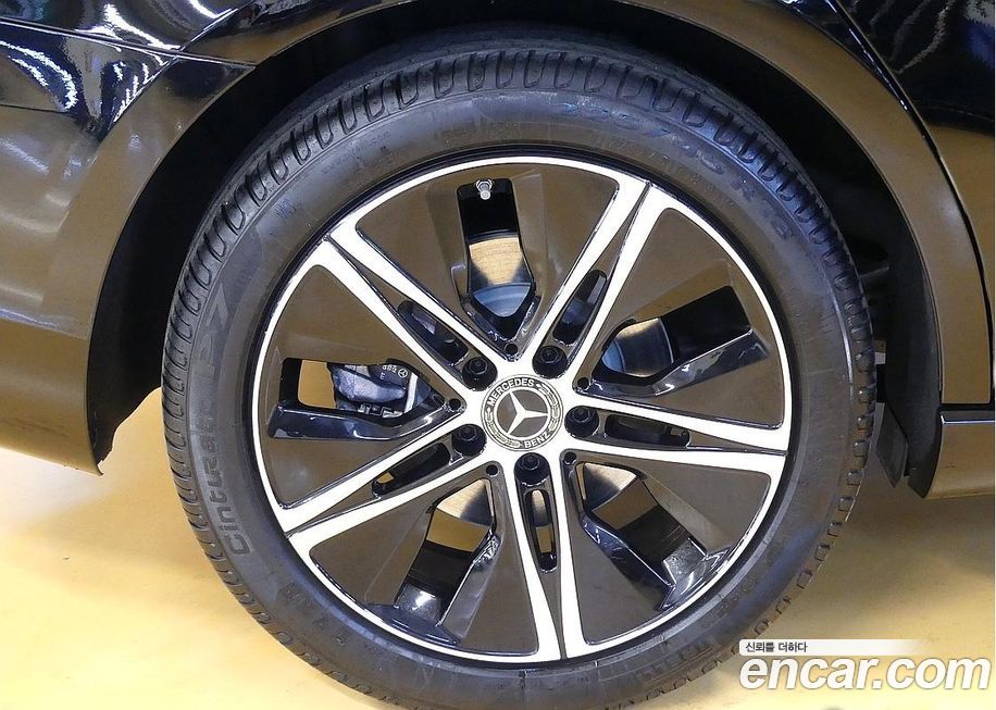 Mercedes-Benz A-Class A220 Sedan, 2024