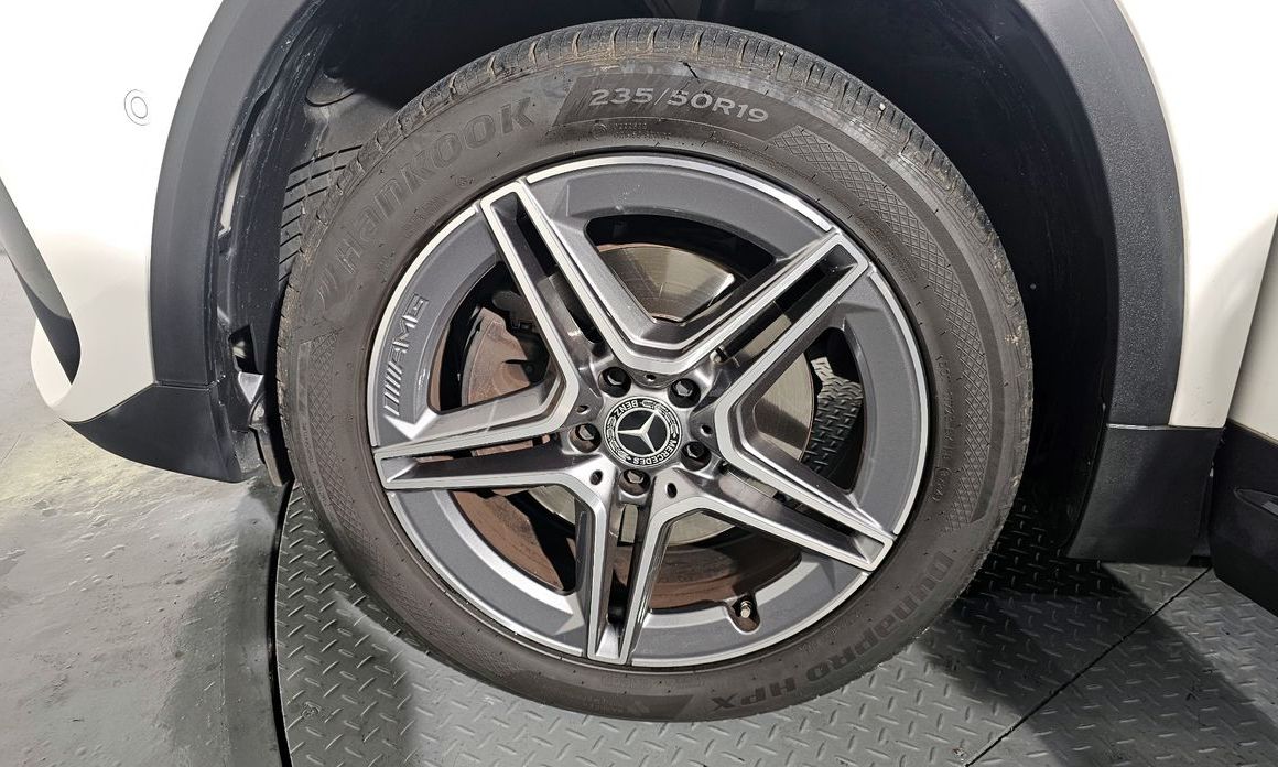 Mercedes-Benz GLA-Class GLA250 4MATIC, 2023