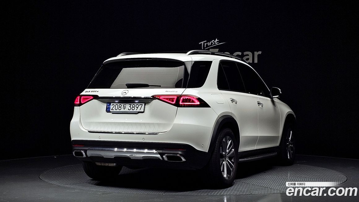 Mercedes-Benz GLE-Class GLE300d 4MATIC, 2023