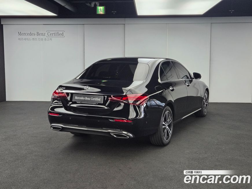 Mercedes-Benz E-Class E250 Avantgarde, 2022