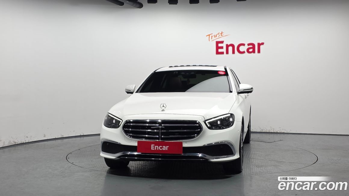 Mercedes-Benz E-Class E350 4MATIC Exclusive, 2023