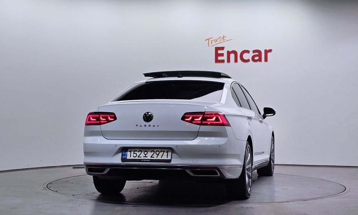 Volkswagen Passat 2.0 TDI Prestige, 2022