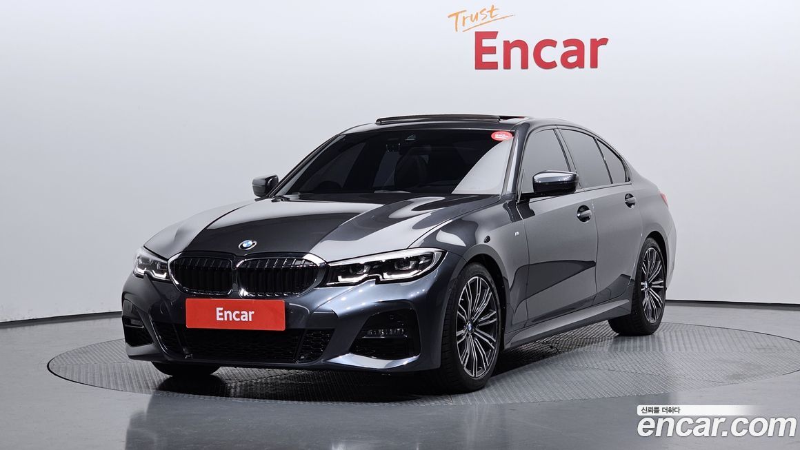 BMW 3-Series 320i M Sport, 2022