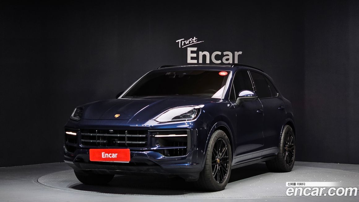 Porsche Cayenne 3.0, 2024