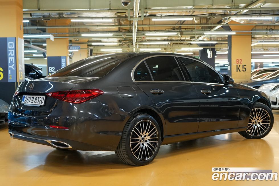 Mercedes-Benz C-Class C200 Avantgarde, 2025