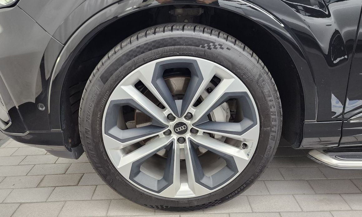 Audi Q7 55 TFSI Quattro Premium, 2022