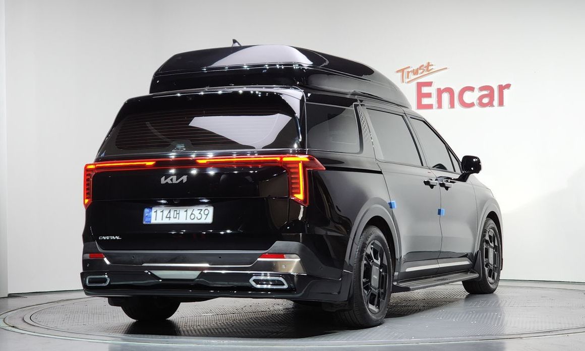 Kia Carnival 9-Seater Hi Limousine (Special Vehicle), 2024