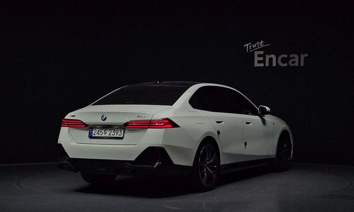 BMW 5-Series 530i xDrive M Sport, 2024