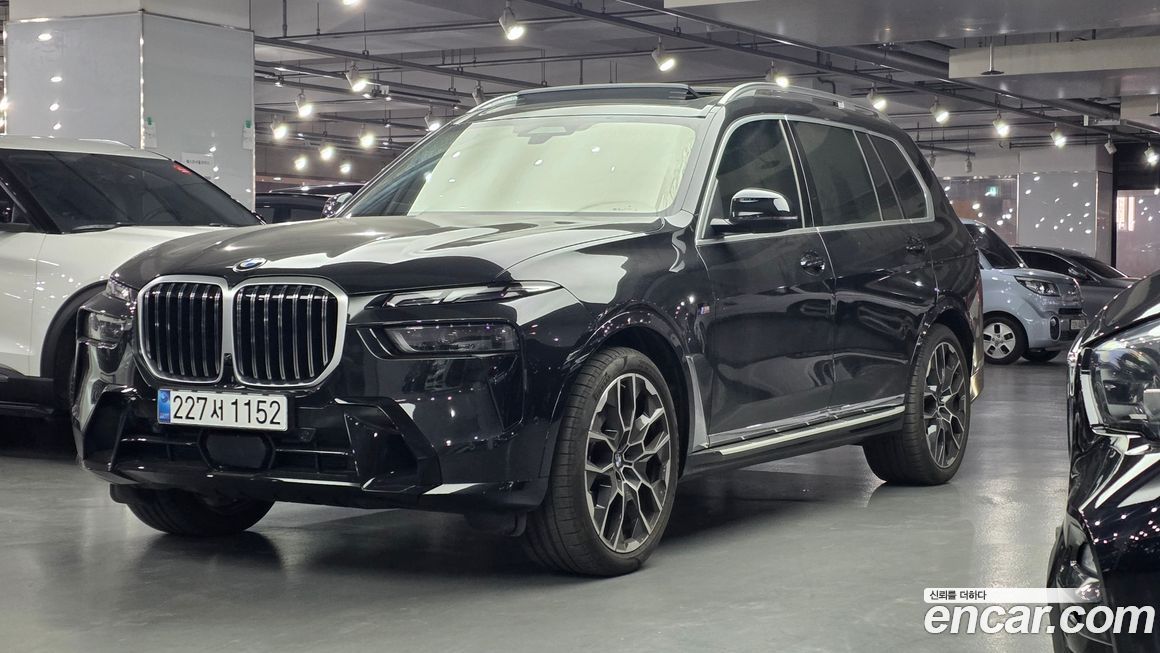 BMW X7 xDrive 40i M Sport 6STR, 2025