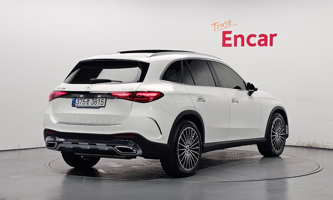 Mercedes-Benz GLC-Class GLC300 4MATIC AMG Line, 2026