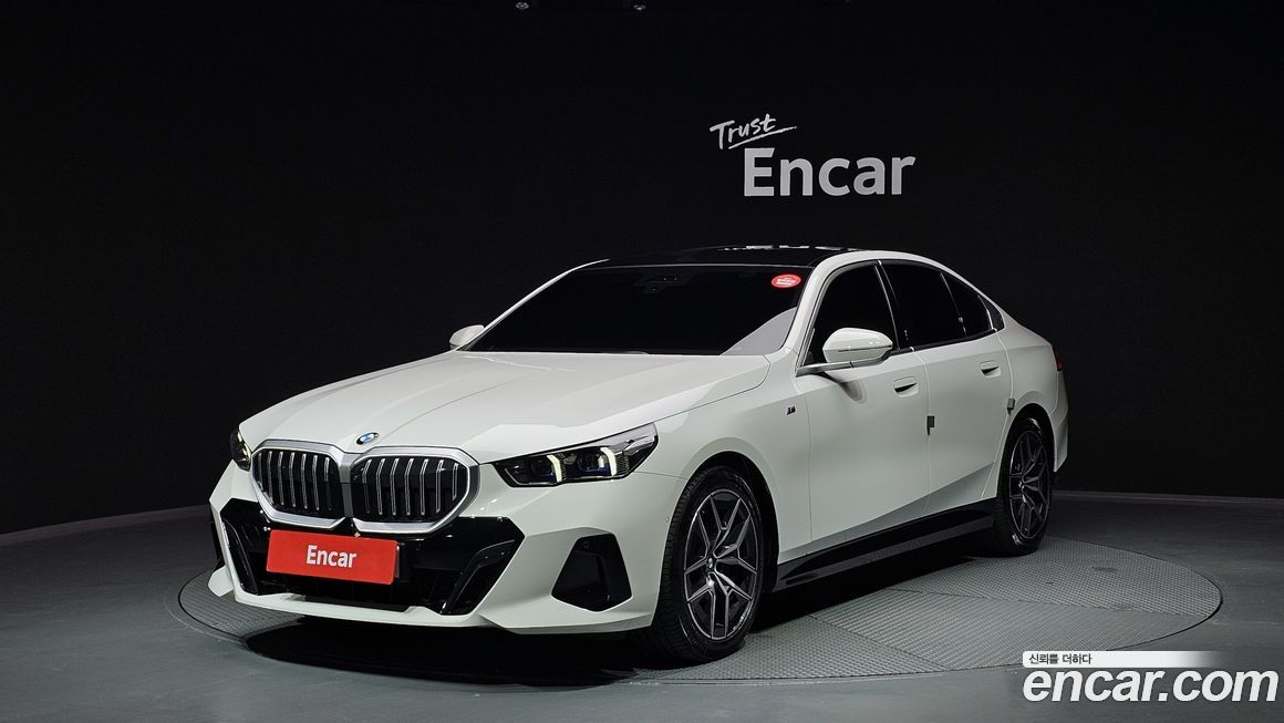 BMW 5-Series 520i M Sport, 2024