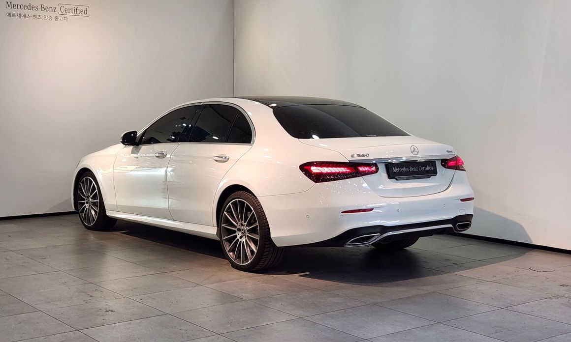 Mercedes-Benz E-Class E350 4MATIC AMG Line, 2022