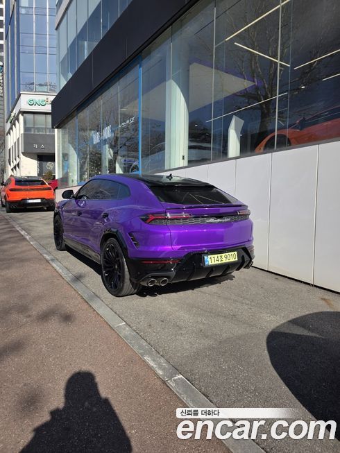 Lamborghini Urus 4.0 V8 SE, 2025
