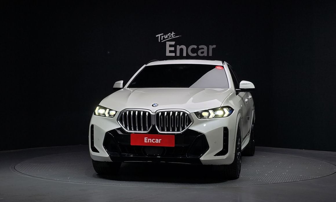 BMW X6 xDrive40i M Sport, 2024