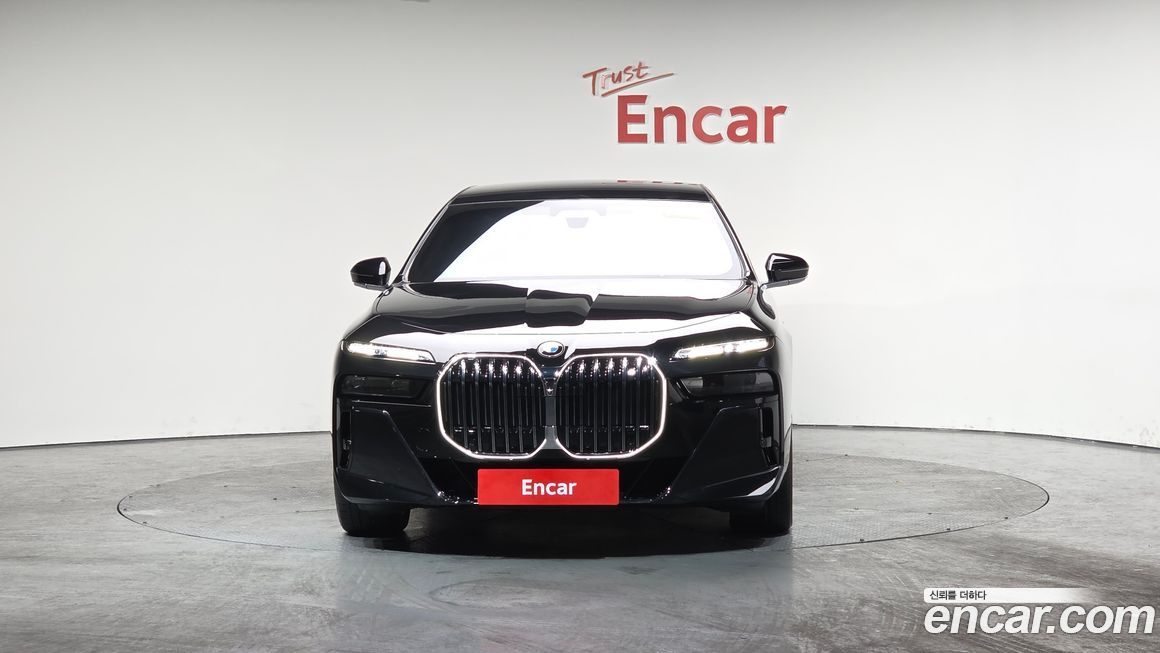 BMW 7-Series 740d xDrive M Sport, 2025