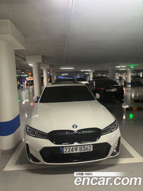 BMW 3-Series 320i M Sport, 2023