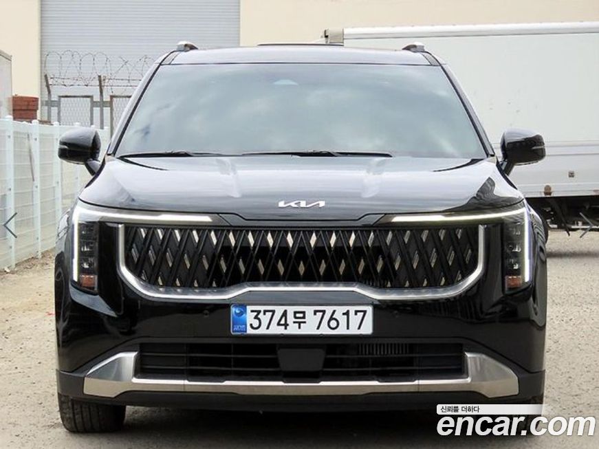 Kia Carnival 9-Seater Noblesse, 2025