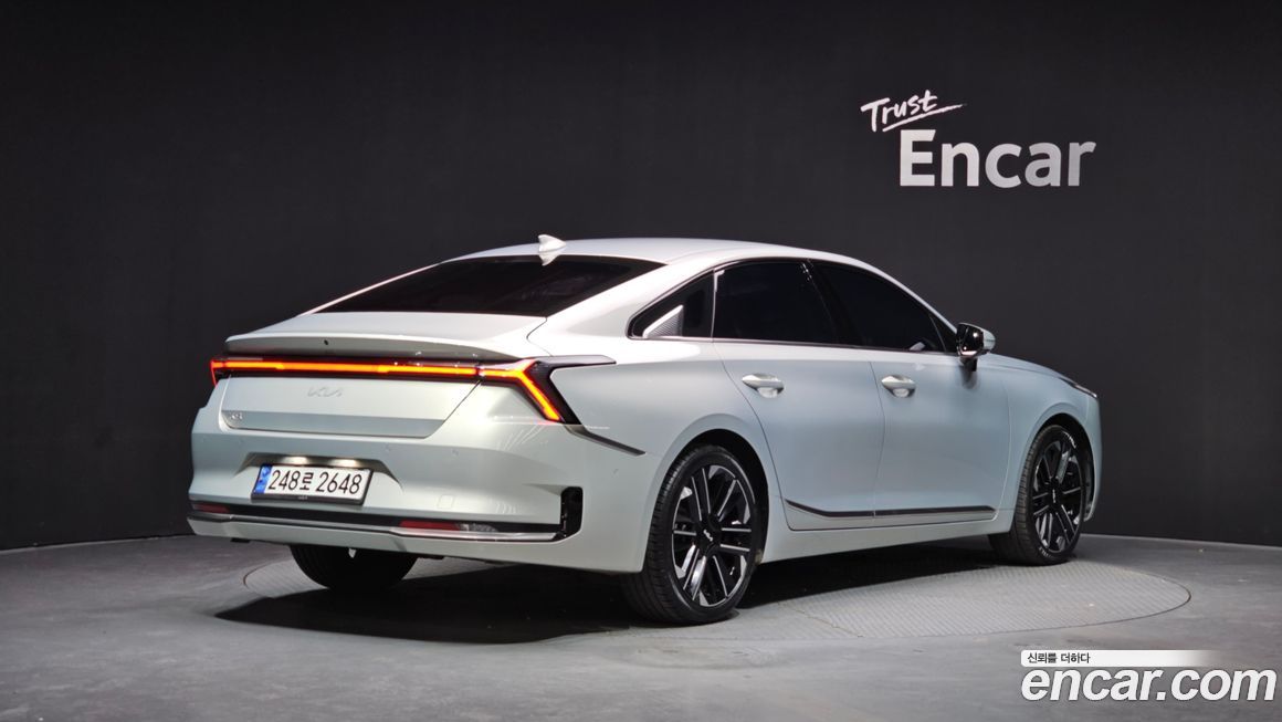 Kia K8 2.5 Gasoline 2WD, 2025