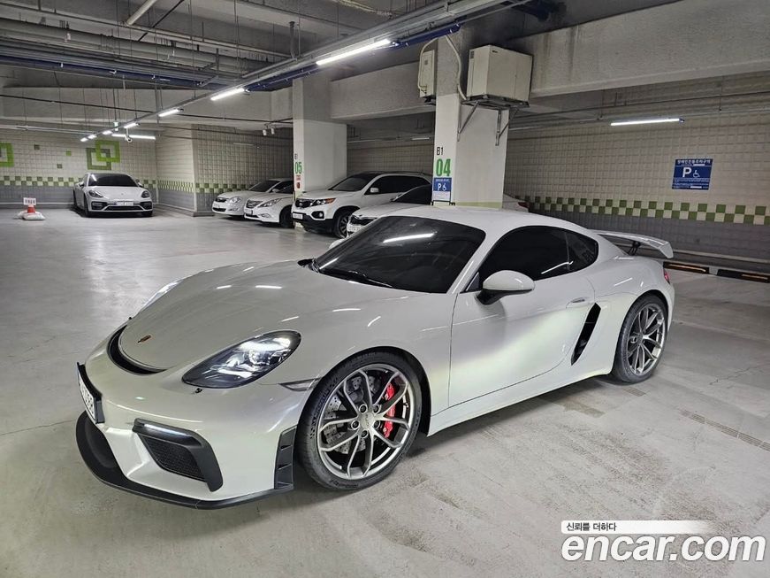 Porsche 718 4.0 GT4, 2023