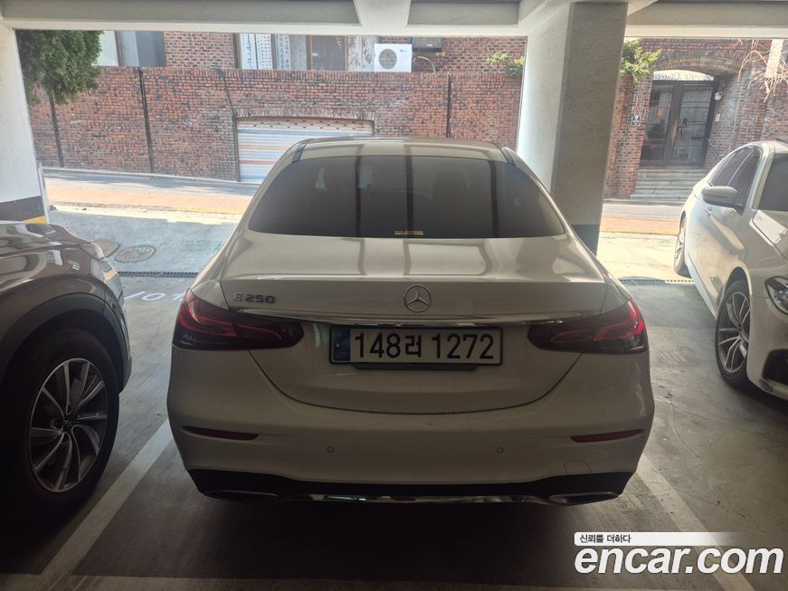 Mercedes-Benz E-Class E250 AMG Line, 2023