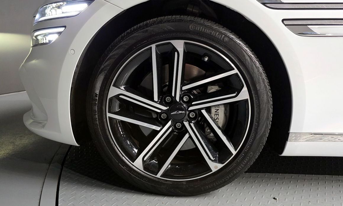 Genesis G80 Gasoline 2.5 Turbo AWD, 2025