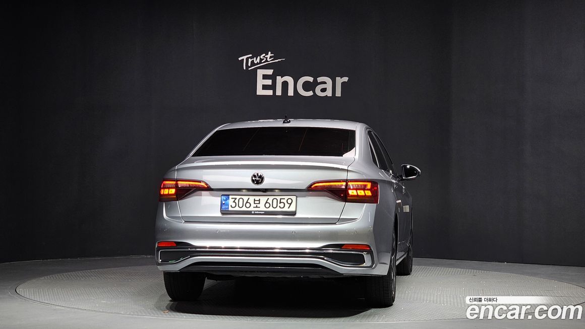 Volkswagen Jetta 1.5 TSI Prestige, 2023