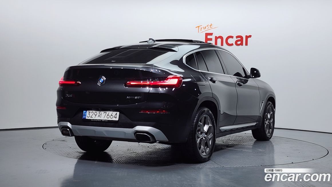 BMW X4 xDrive20i xLine, 2022