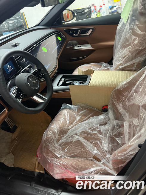 Mercedes-Benz E-Class E300 4MATIC AMG Line, 2026