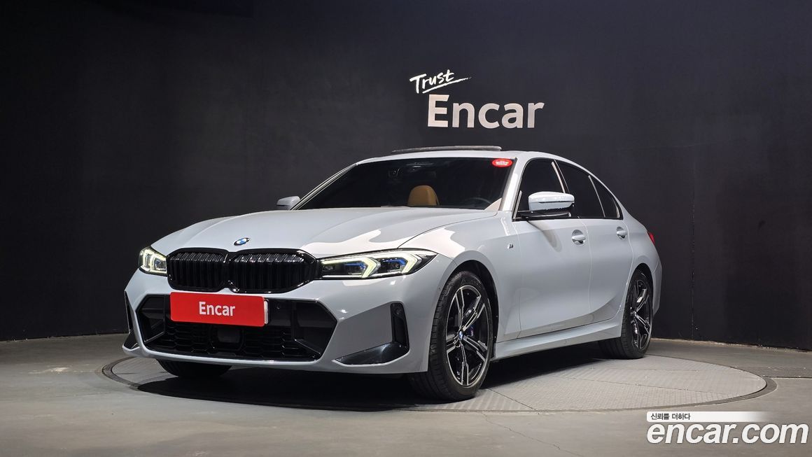 BMW 3-Series 320i M Sport, 2023