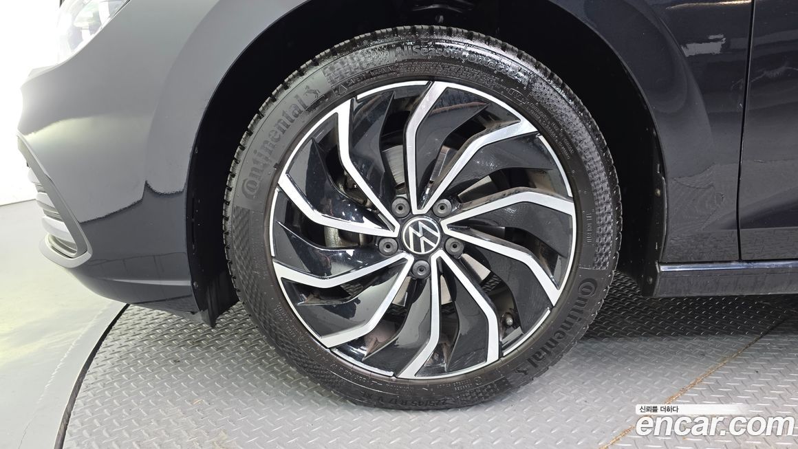 Volkswagen Golf 2.0 TDI Prestige, 2023