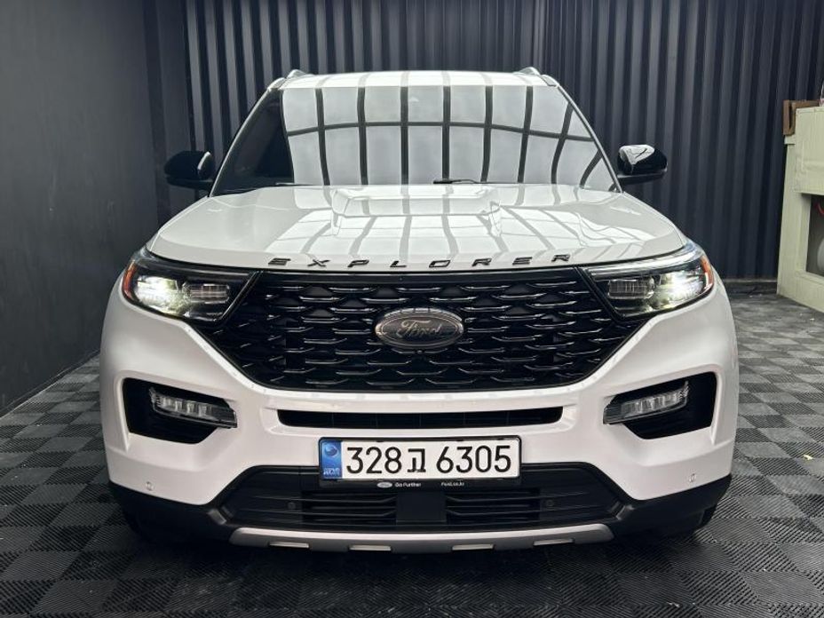 Ford Explorer 3.0 Platinum 4WD, 2022