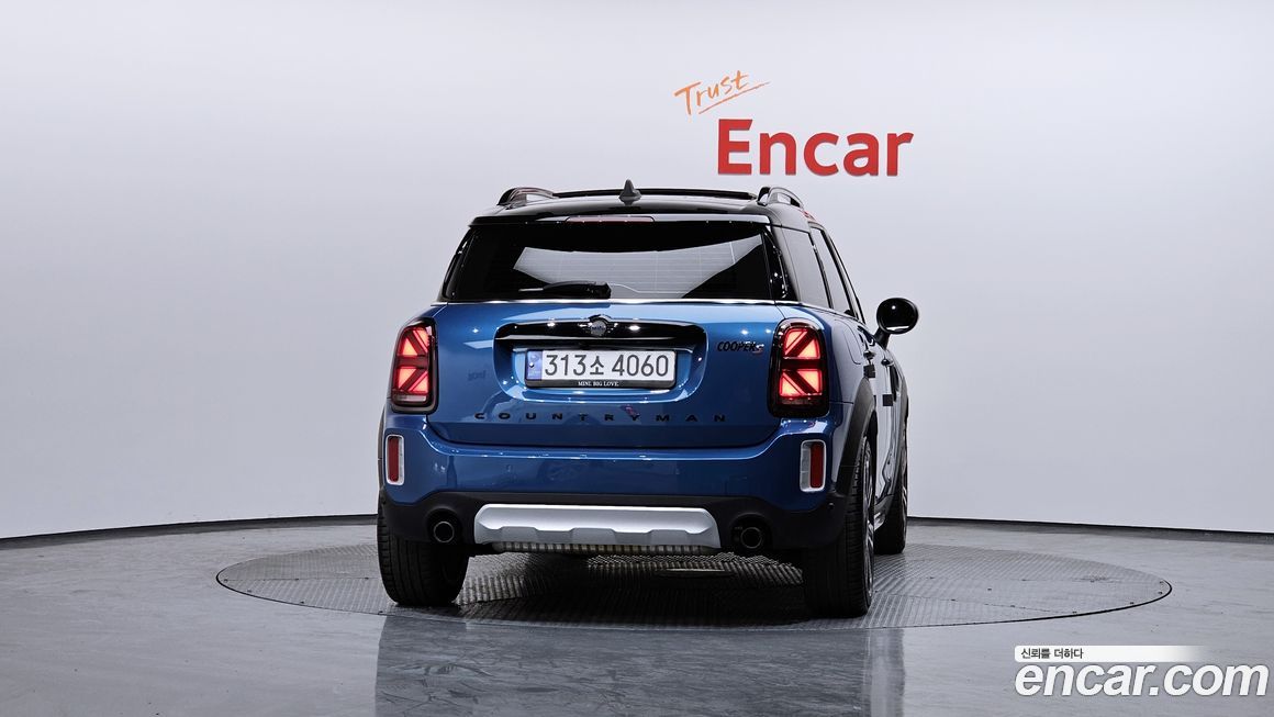 Mini Countryman ALL4 Classic Launch Pack, 2023