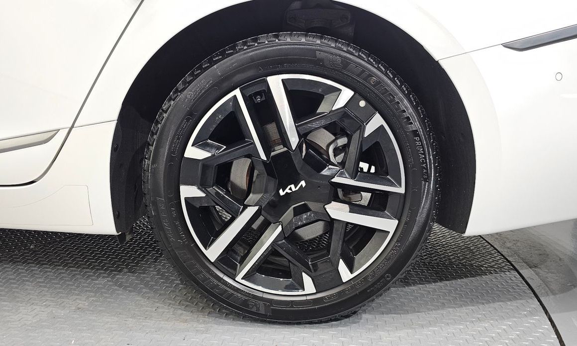 Kia K8 2.5 Gasoline 2WD, 2025
