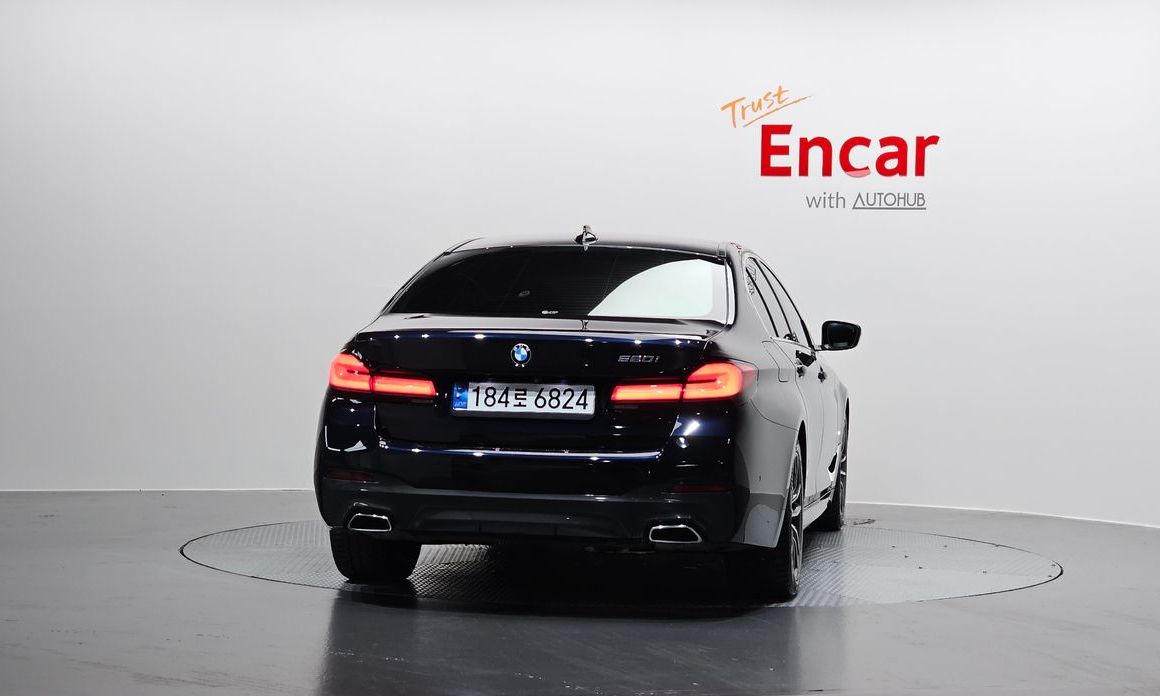 BMW 5-Series 520i M Sport, 2022