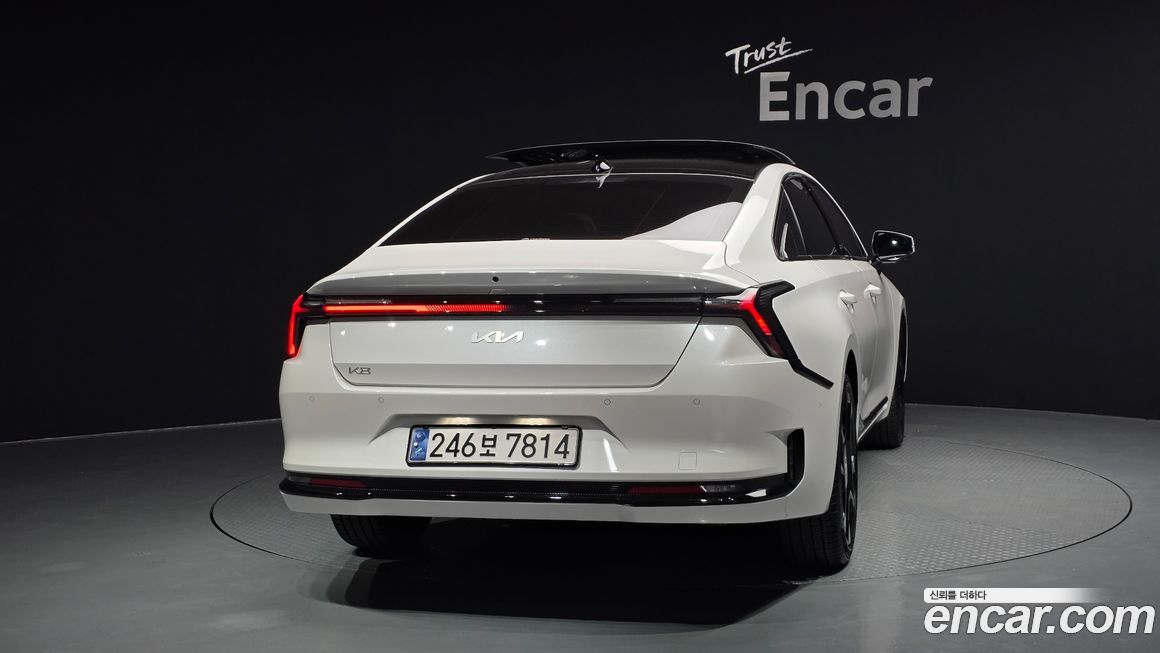 Kia K8 2.5 Gasoline 2WD, 2025