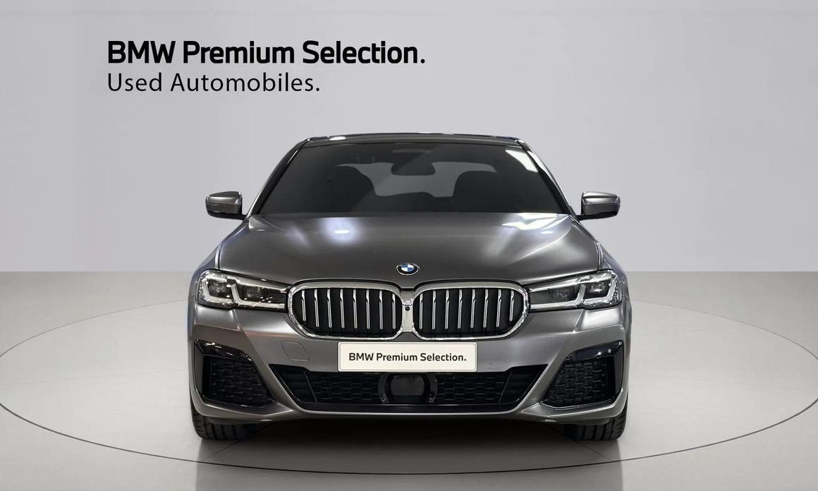BMW 5-Series 530i M Sport Package, 2021