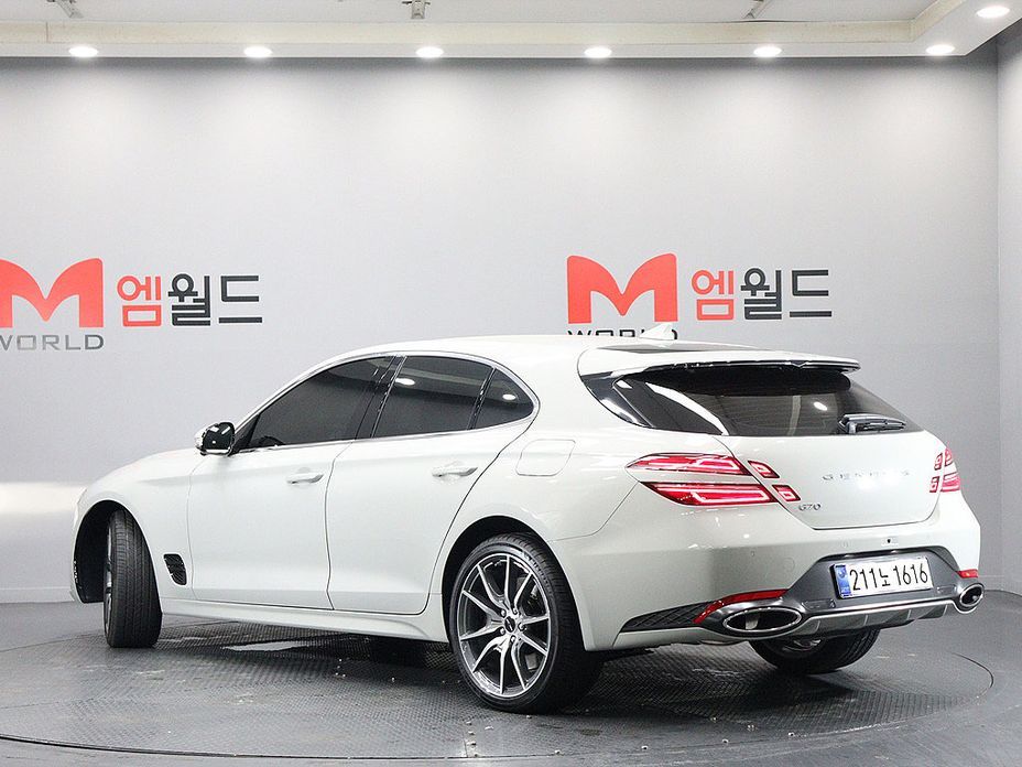 Genesis G70 Gasoline 2.5T 2WD, 2025