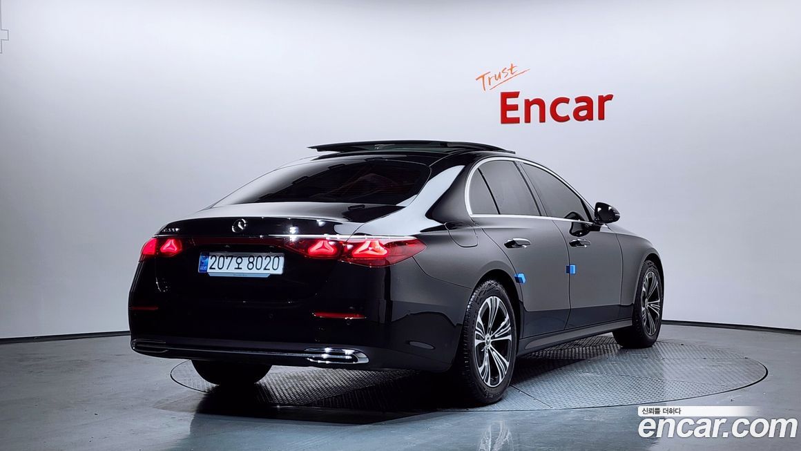 Mercedes-Benz E-Class E200 Avantgarde, 2025