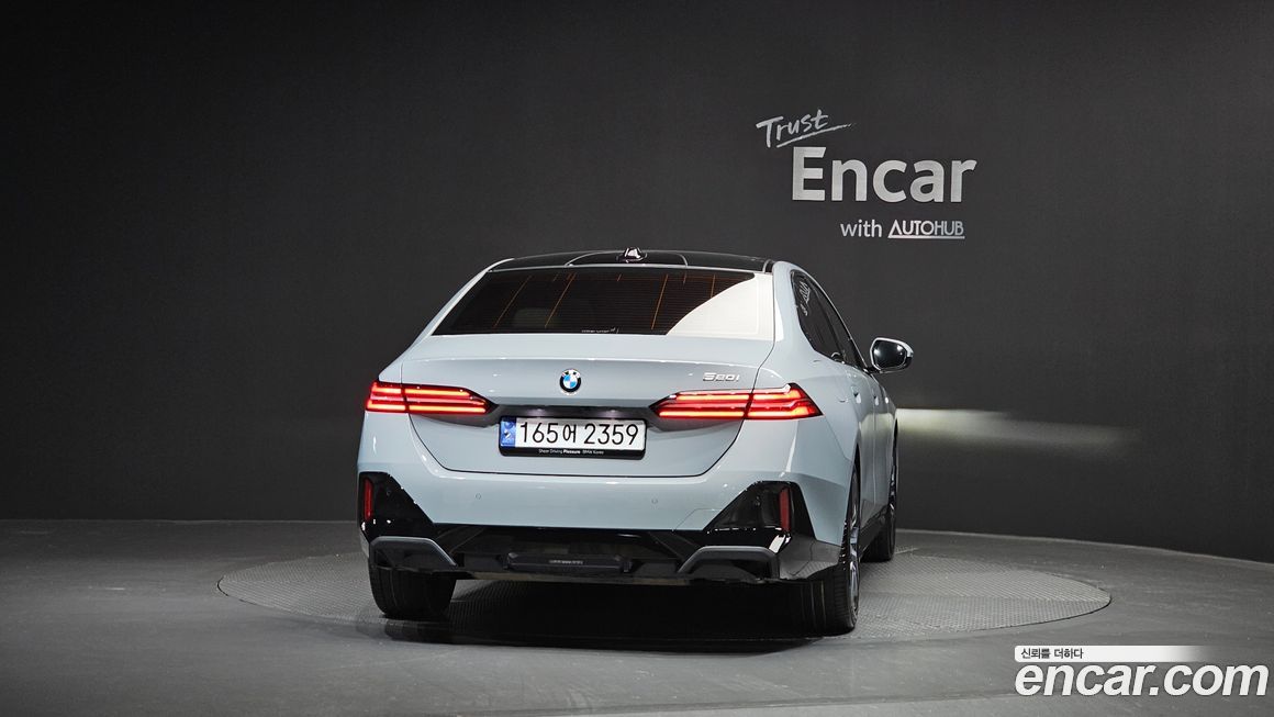 BMW 5-Series 520i M Sport, 2024