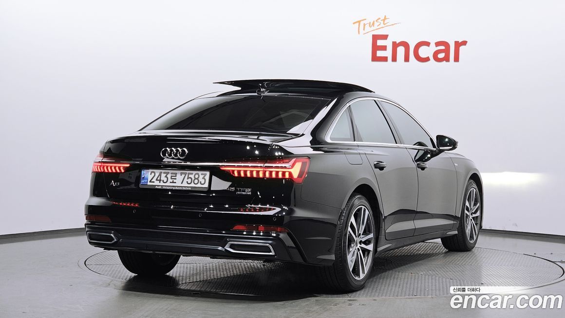 Audi A6 45 TFSI Quattro Premium, 2022