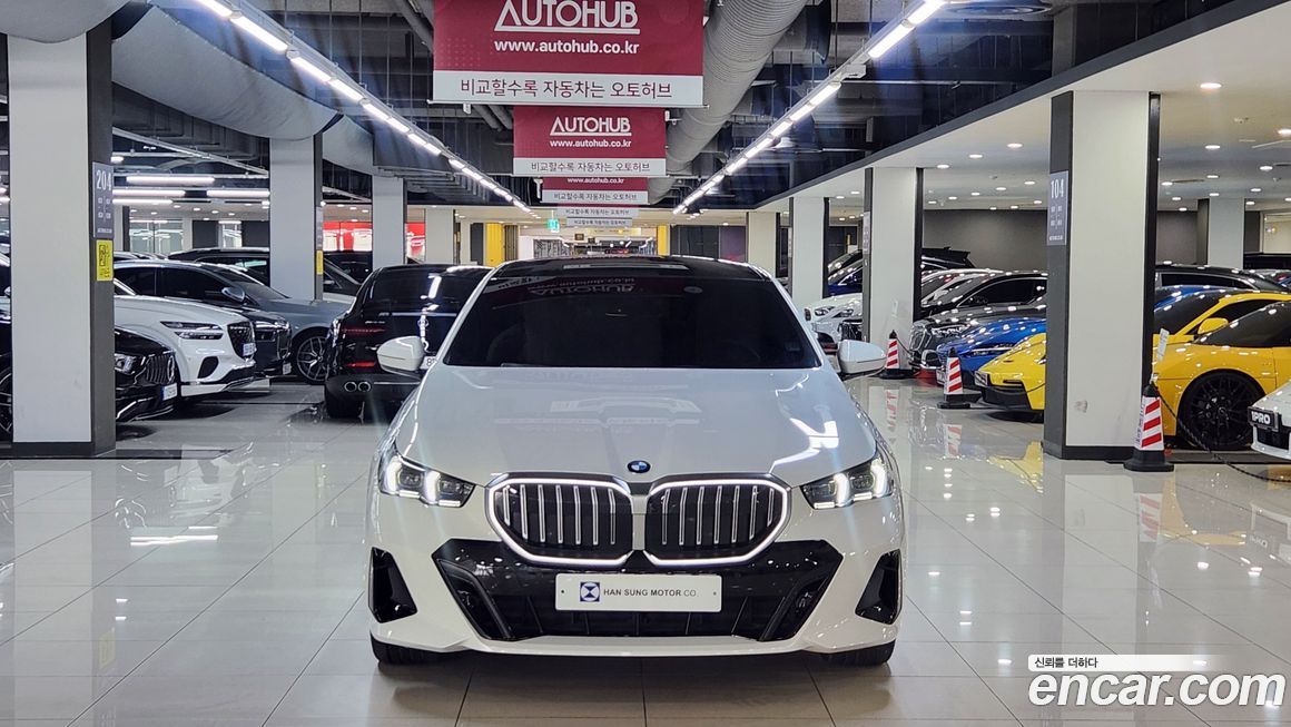 BMW 5-Series 520i M Sport, 2024