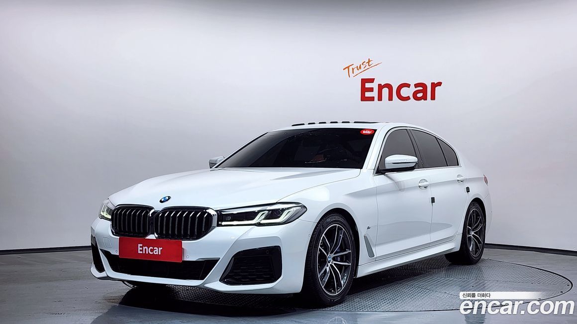BMW 5-Series 520i M Sport, 2022